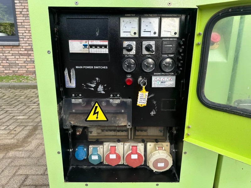 Pramac GSW22 Yanmar Mecc Alte Spa 22 kVA Silent generatorset - مجموعة المولدات: صور 2 Pramac GSW22 Yanmar Mecc Alte Spa 22 kVA Silent generatorset - مجموعة المولدات: صور 2