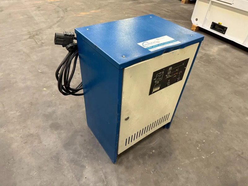 Still 1.5 ton Duplex Freelift Sideshift Elektra Heftruck - رافعة شوكية كهربائية: صور 5 Still 1.5 ton Duplex Freelift Sideshift Elektra Heftruck - رافعة شوكية كهربائية: صور 5