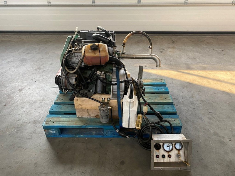Volkswagen 068.2/M344 Marine Diesel motor 33 kW / 45 PK met keerkoppeling - المحرك - معدات المناولة: صور 1 Volkswagen 068.2/M344 Marine Diesel motor 33 kW / 45 PK met keerkoppeling - المحرك - معدات المناولة: صور 1