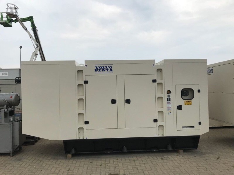 Volvo Stamford 550 KVA TAD 1641 GE Super Silent Nieuw - مجموعة المولدات: صور 5 Volvo Stamford 550 KVA TAD 1641 GE Super Silent Nieuw - مجموعة المولدات: صور 5