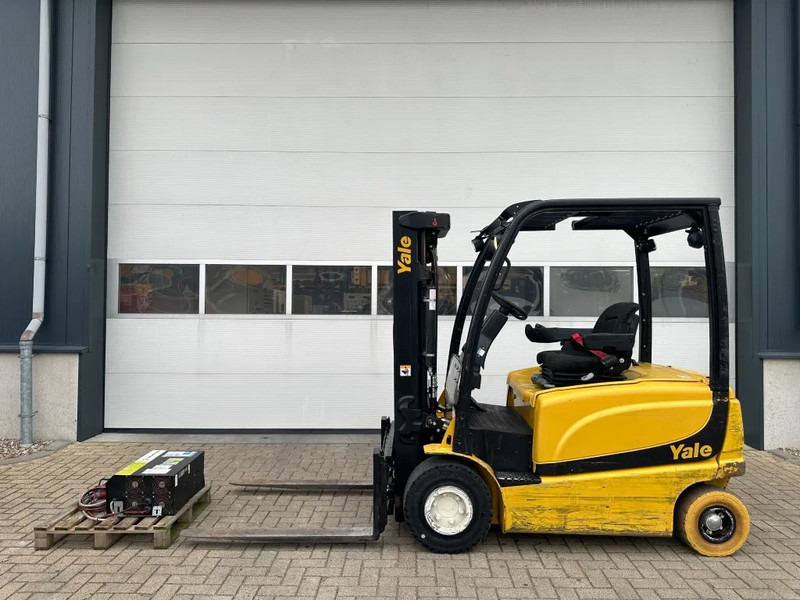 Yale ERP22VL 2.2 ton Triplex Freelift Sideshift Elektra Heftruck Accu 2022 - رافعة شوكية كهربائية: صور 1 Yale ERP22VL 2.2 ton Triplex Freelift Sideshift Elektra Heftruck Accu 2022 - رافعة شوكية كهربائية: صور 1