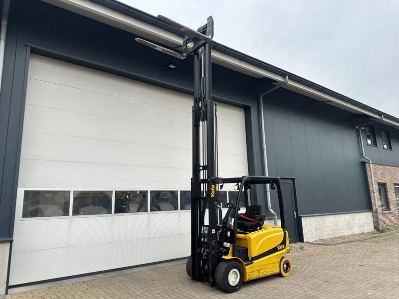 Yale ERP22VL 2.2 ton Triplex Freelift Sideshift Elektra Heftruck Accu 2022 - رافعة شوكية كهربائية: صور 2 Yale ERP22VL 2.2 ton Triplex Freelift Sideshift Elektra Heftruck Accu 2022 - رافعة شوكية كهربائية: صور 2