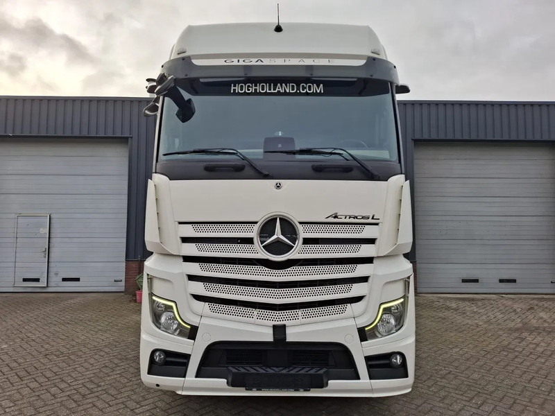 Mercedes-Benz Actros 2545 2PCS GIGASPACE 6X2 - شاحنة جرار: صور 3 Mercedes-Benz Actros 2545 2PCS GIGASPACE 6X2 - شاحنة جرار: صور 3