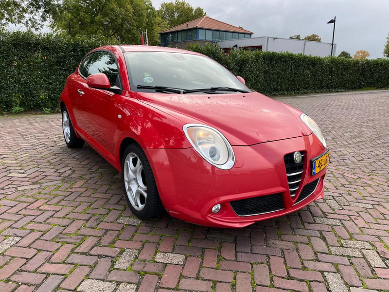 Alfa Romeo MiTo 1.4 T - هاتشباك: صور 4 Alfa Romeo MiTo 1.4 T - هاتشباك: صور 4