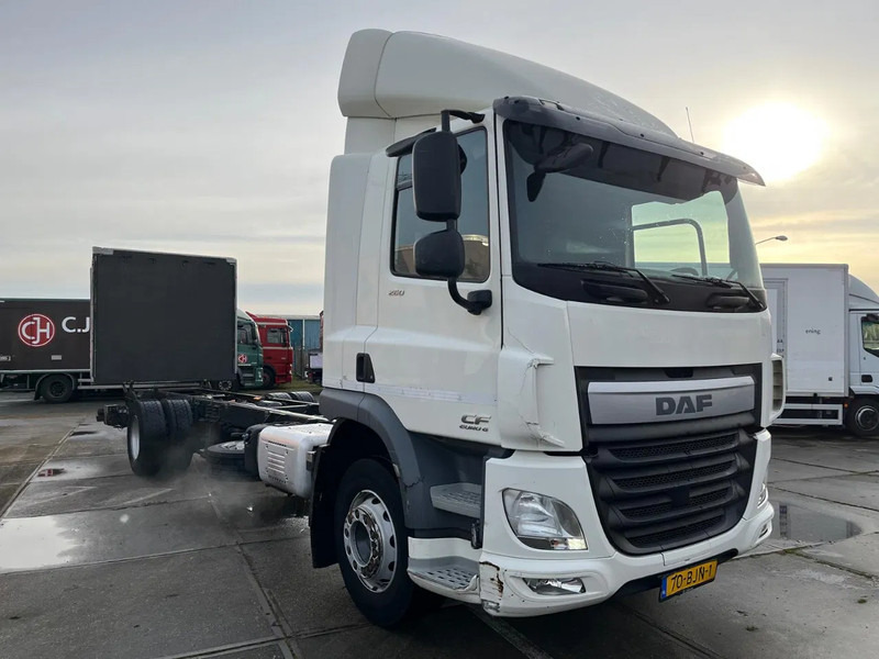 DAF CF 260 CF 260 FA CHASSIS CABINE EURO 6 - الشاسيه شاحنة: صور 3 DAF CF 260 CF 260 FA CHASSIS CABINE EURO 6 - الشاسيه شاحنة: صور 3