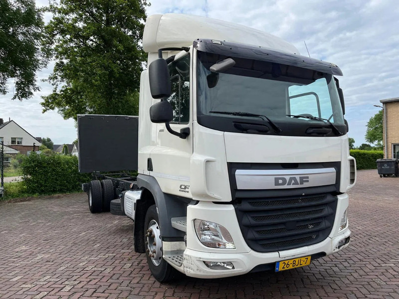 DAF CF 260 CF 260 FA CHASSIS CABINE EURO 6 - الشاسيه شاحنة: صور 4 DAF CF 260 CF 260 FA CHASSIS CABINE EURO 6 - الشاسيه شاحنة: صور 4
