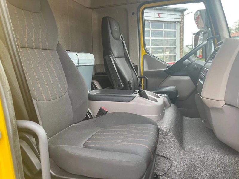 بصندوق مغلق شاحنة DAF LF 210 FA 12 TN: صور 18