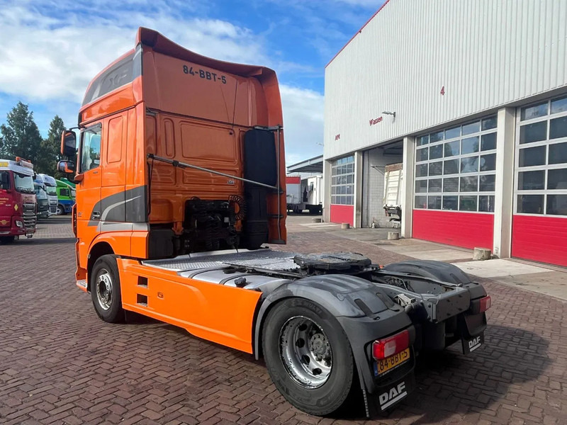 DAF XF 460 FT EURO 6 - شاحنة جرار: صور 5 DAF XF 460 FT EURO 6 - شاحنة جرار: صور 5