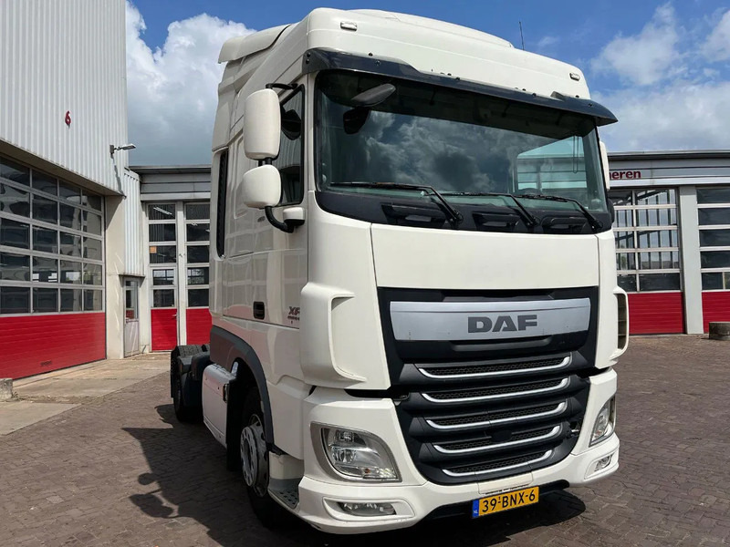 DAF XF 460 FT - شاحنة جرار: صور 4 DAF XF 460 FT - شاحنة جرار: صور 4