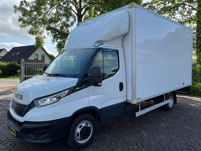 Iveco Daily 35C16 Achterdeuren (15 diverse modellen op voorraad) - الشاحنات الصغيرة صندوق مغلق, الشاحنات الصغيرة كابينة مزدوجة: صور 1 Iveco Daily 35C16 Achterdeuren (15 diverse modellen op voorraad) - الشاحنات الصغيرة صندوق مغلق, الشاحنات الصغيرة كابينة مزدوجة: صور 1