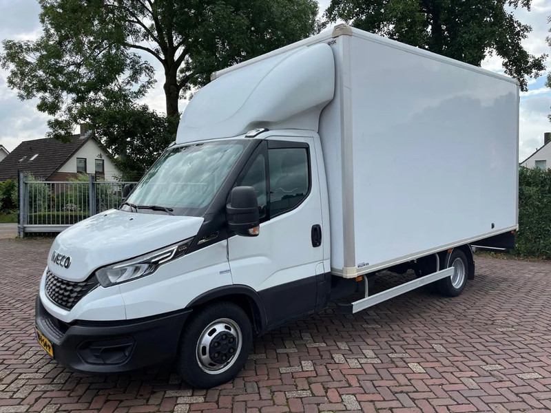 Iveco Daily 35C16 Achterdeuren (15 diverse modellen op voorraad) - الشاحنات الصغيرة صندوق مغلق, الشاحنات الصغيرة كابينة مزدوجة: صور 1 Iveco Daily 35C16 Achterdeuren (15 diverse modellen op voorraad) - الشاحنات الصغيرة صندوق مغلق, الشاحنات الصغيرة كابينة مزدوجة: صور 1