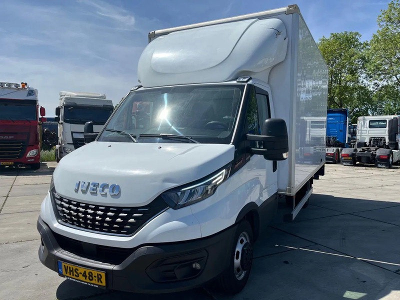 Iveco Daily 35C16 Achterdeuren (15 diverse modellen op voorraad) - الشاحنات الصغيرة صندوق مغلق: صور 1 Iveco Daily 35C16 Achterdeuren (15 diverse modellen op voorraad) - الشاحنات الصغيرة صندوق مغلق: صور 1