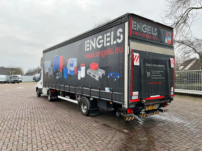 Iveco Daily 40 C17T - شاحنة جرار: صور 5 Iveco Daily 40 C17T - شاحنة جرار: صور 5