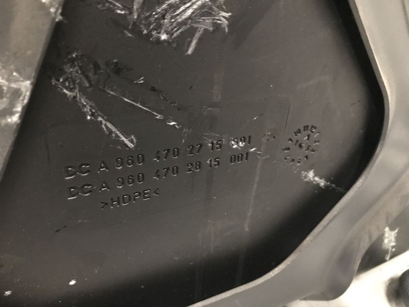 Mercedes-Benz Ad-blue tank met vlotter en steun - خزان AdBlue - شاحنة: صور 5 Mercedes-Benz Ad-blue tank met vlotter en steun - خزان AdBlue - شاحنة: صور 5