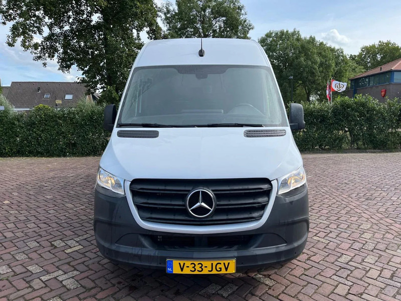 Mercedes-Benz Sprinter 317 1.9 CDI L2H1 - فان, الشاحنات الصغيرة كابينة مزدوجة: صور 3 Mercedes-Benz Sprinter 317 1.9 CDI L2H1 - فان, الشاحنات الصغيرة كابينة مزدوجة: صور 3