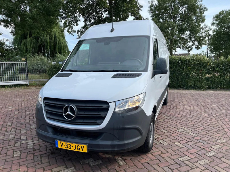 Mercedes-Benz Sprinter 317 1.9 CDI L2H1 - فان, الشاحنات الصغيرة كابينة مزدوجة: صور 2 Mercedes-Benz Sprinter 317 1.9 CDI L2H1 - فان, الشاحنات الصغيرة كابينة مزدوجة: صور 2