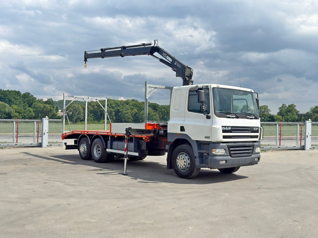 DAF CF 85.380*ABSCHLEPPWAGEN 7,20m+ HIAB 144 B-2 DUO - سيارة السحب للتصليح: صور 2 DAF CF 85.380*ABSCHLEPPWAGEN 7,20m+ HIAB 144 B-2 DUO - سيارة السحب للتصليح: صور 2