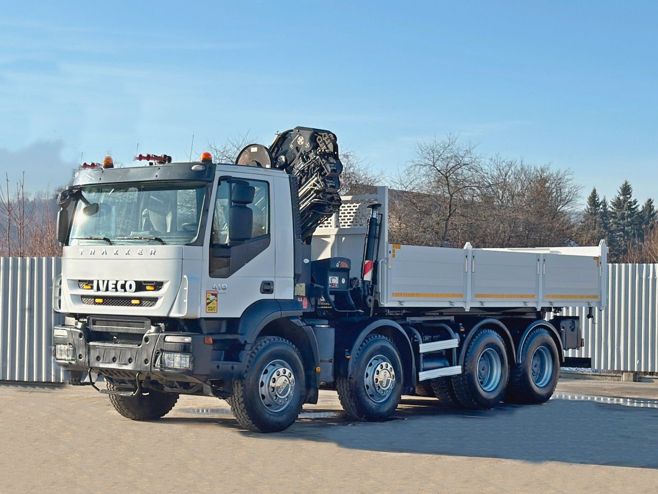 Iveco TRAKKER * HIAB 211 E - 6 HIDUO+ FUNK / 8x4 *TOP - شاحنة كرين: صور 4 Iveco TRAKKER * HIAB 211 E - 6 HIDUO+ FUNK / 8x4 *TOP - شاحنة كرين: صور 4