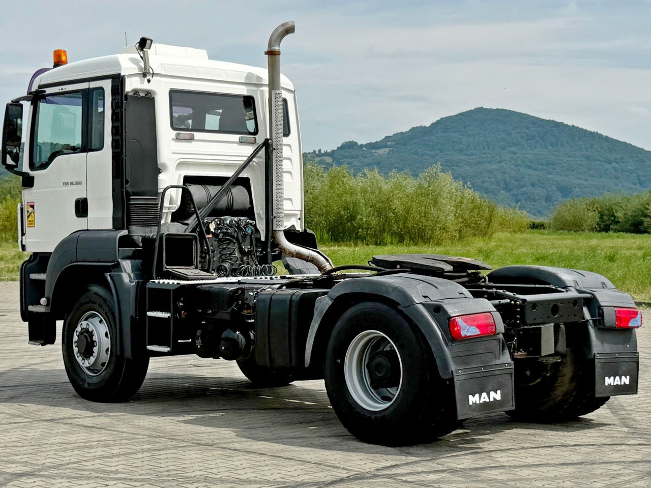 MAN TGS 18.360 * Sattelzugmaschine * 4x4 * TOP - شاحنة جرار: صور 5 MAN TGS 18.360 * Sattelzugmaschine * 4x4 * TOP - شاحنة جرار: صور 5
