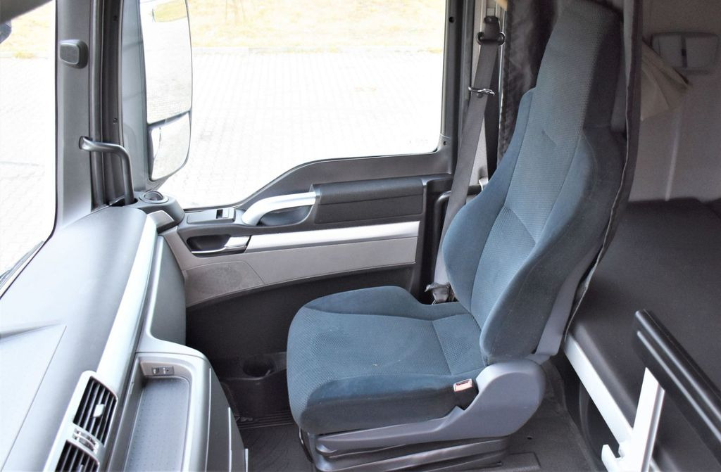 MAN TGX 18.440 Fahrgestell 7,00m + Anhänger 6,90m  إيجار MAN TGX 18.440 Fahrgestell 7,00m + Anhänger 6,90m: صور 6