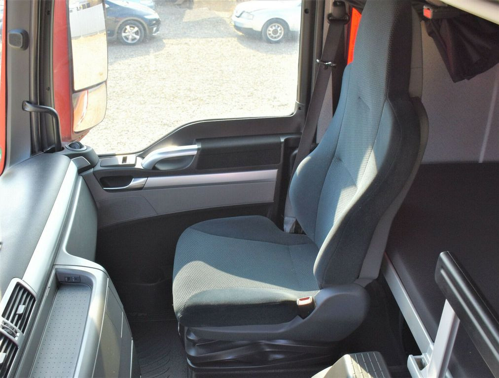 شاحنة كرين MAN TGX 26.440 Pritsche 6,60 m*TEREX 135.2-A11 MAN TGX 26.440 Pritsche 6,60 m*TEREX 135.2-A11: صور 10 شاحنة كرين MAN TGX 26.440 Pritsche 6,60 m*TEREX 135.2-A11 MAN TGX 26.440 Pritsche 6,60 m*TEREX 135.2-A11: صور 10