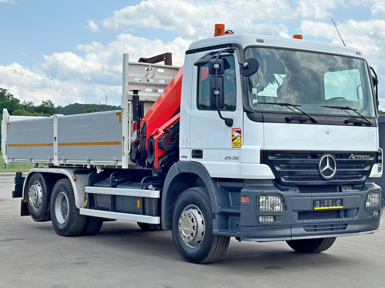 Mercedes-Benz ACTROS 2536* KIPPER 5,30m * PK 15500 + FUNK* TOP - شاحنة كرين: صور 3 Mercedes-Benz ACTROS 2536* KIPPER 5,30m * PK 15500 + FUNK* TOP - شاحنة كرين: صور 3