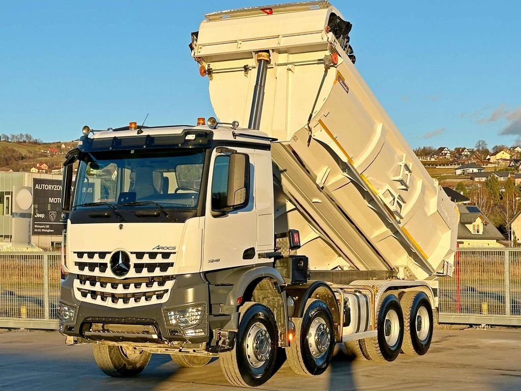 Mercedes-Benz AROCS 3248 * KIPPER * 8x4 * TOPZUSTAND Mercedes-Benz AROCS 3248 * KIPPER * 8x4 * TOPZUSTAND - قلابات, شاحنة كرين: صور 4 Mercedes-Benz AROCS 3248 * KIPPER * 8x4 * TOPZUSTAND Mercedes-Benz AROCS 3248 * KIPPER * 8x4 * TOPZUSTAND - قلابات, شاحنة كرين: صور 4