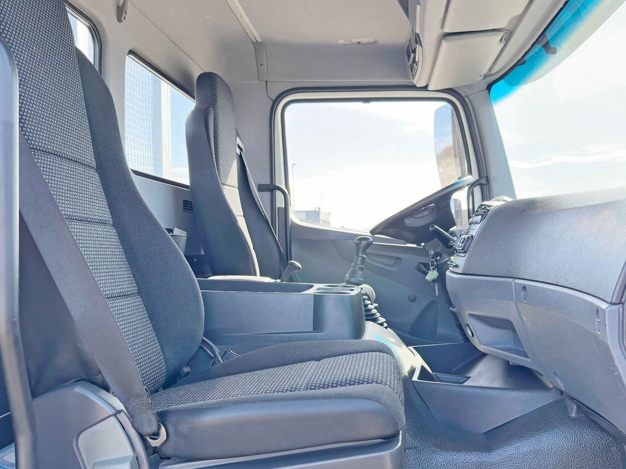 جديد قلابات, شاحنة كرين Mercedes-Benz AXOR 1629 * KIPPER 4,80 m * 4x4 * TOPZUSTAND: صور 11