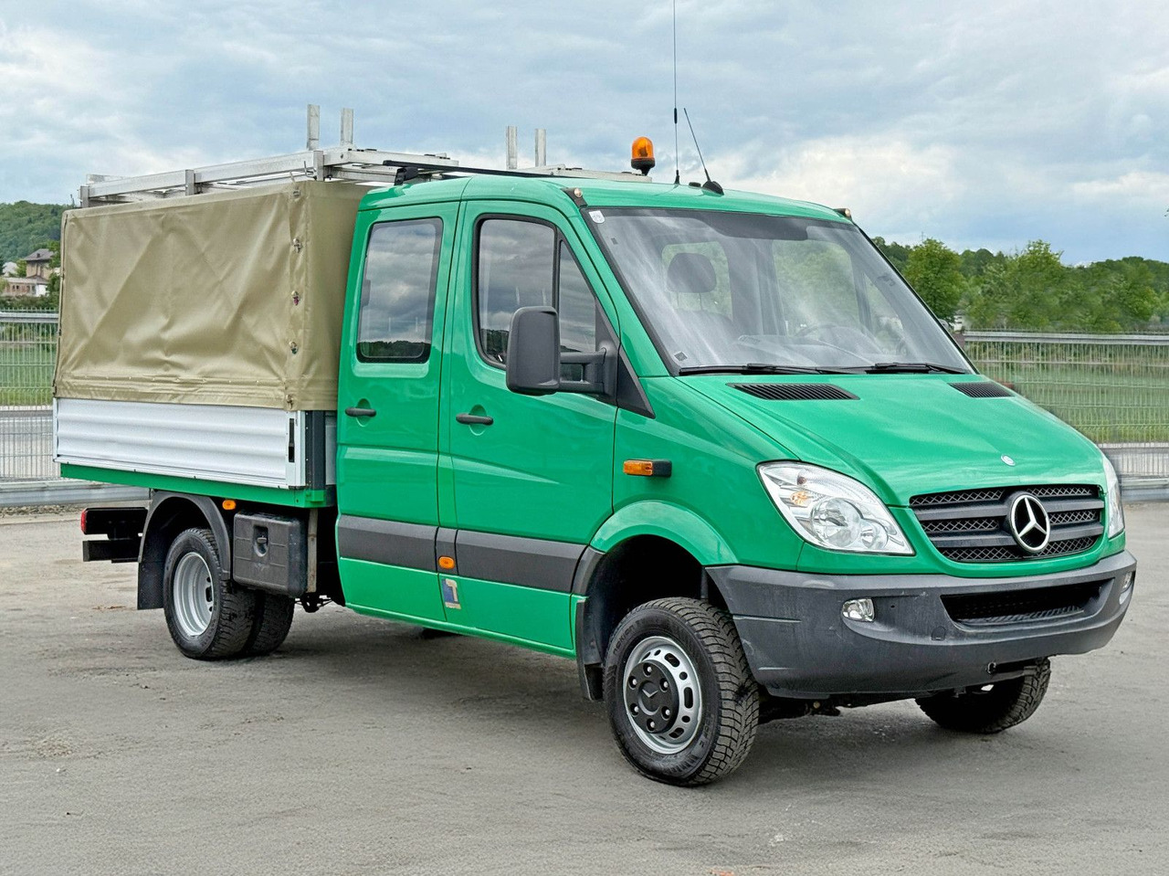 Mercedes-Benz Sprinter 516 CDI* Doppel Kabine! 4x4 *TOPZUSTAND - قلاب صغير: صور 4 Mercedes-Benz Sprinter 516 CDI* Doppel Kabine! 4x4 *TOPZUSTAND - قلاب صغير: صور 4