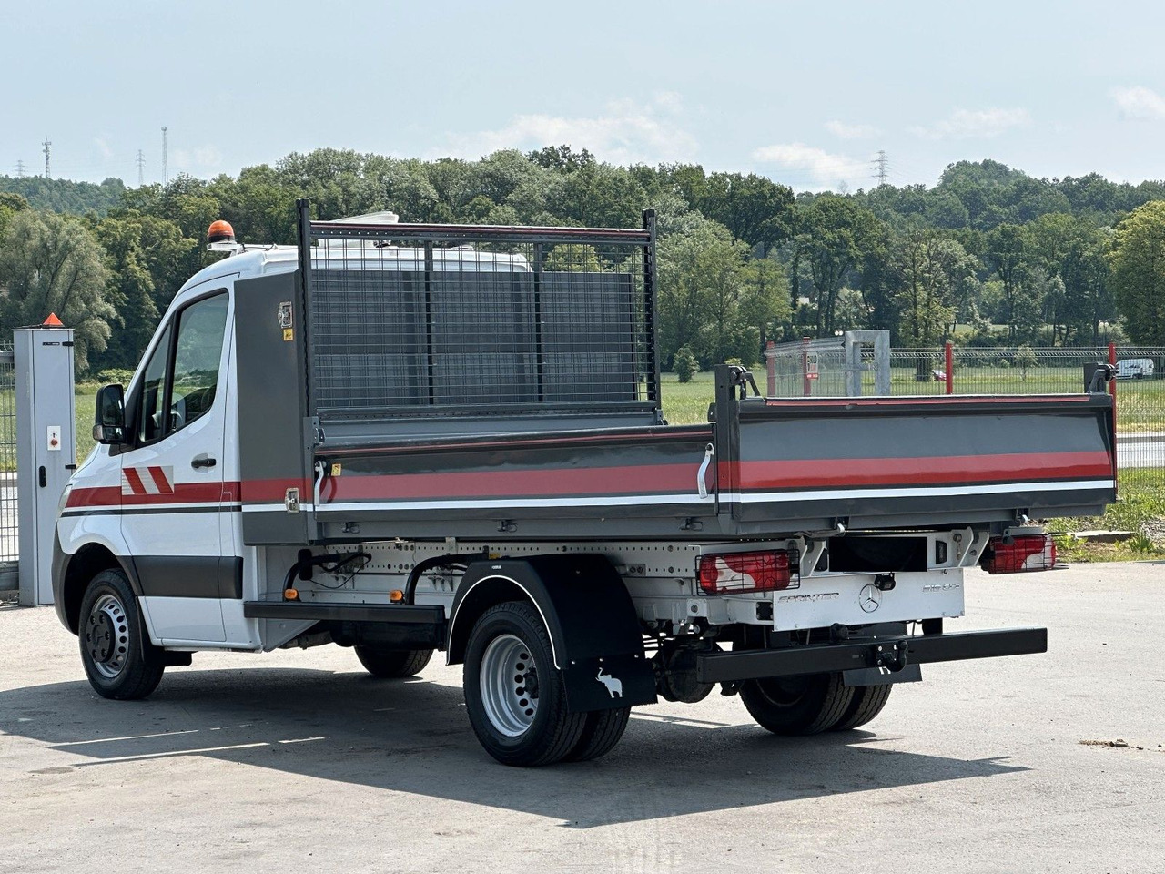 Mercedes-Benz Sprinter 516 CDI Kipper 3,00 m Perfect condition - قلاب صغير: صور 4 Mercedes-Benz Sprinter 516 CDI Kipper 3,00 m Perfect condition - قلاب صغير: صور 4