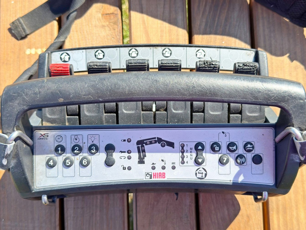 شاحنة كرين Renault C 440* HIAB X-HIDUO 138 B-3 + FUNK + Anhänger: صور 11 شاحنة كرين Renault C 440* HIAB X-HIDUO 138 B-3 + FUNK + Anhänger: صور 11