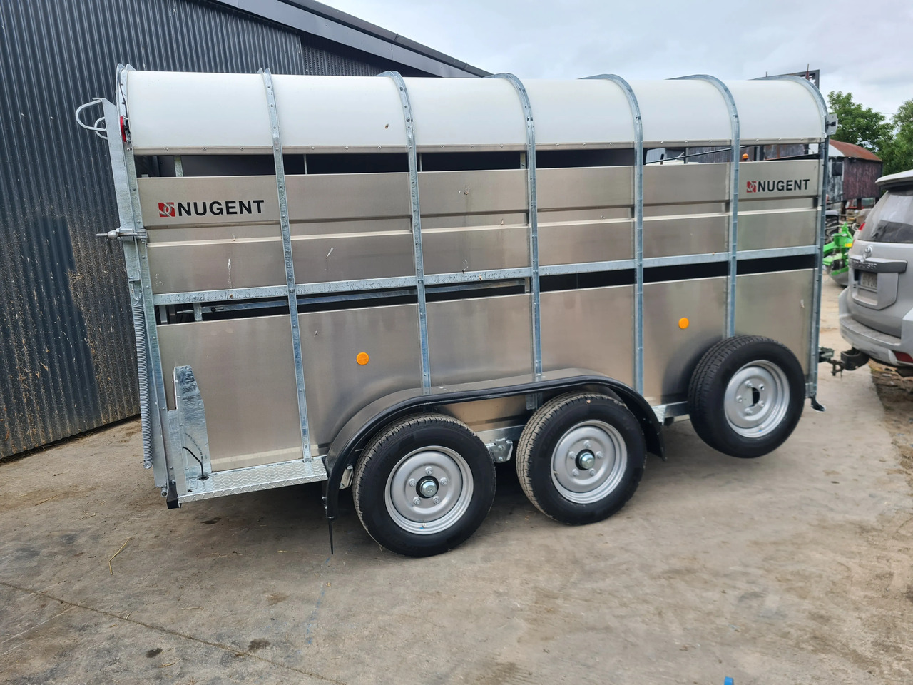 12 x 6 Nugent Livestock Trailer - شاحنة نقل المواشي مقطورة: صور 4 12 x 6 Nugent Livestock Trailer - شاحنة نقل المواشي مقطورة: صور 4