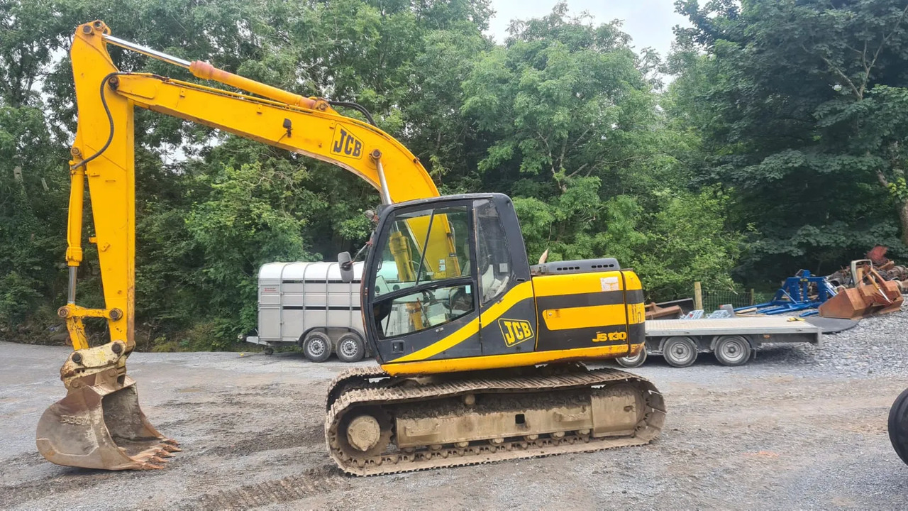 JCB JS 130 - حفارات زحافة: صور 2 JCB JS 130 - حفارات زحافة: صور 2