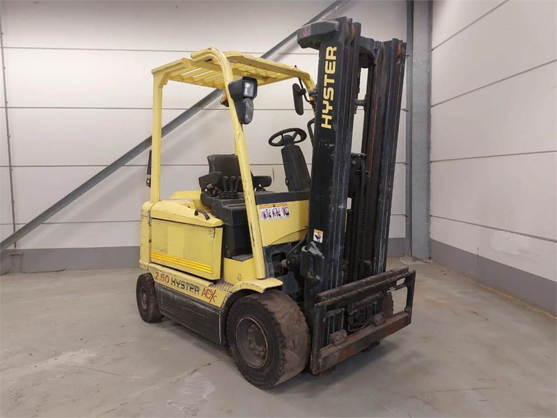 Hyster J2.50XM-717 - رافعة شوكية كهربائية: صور 2 Hyster J2.50XM-717 - رافعة شوكية كهربائية: صور 2