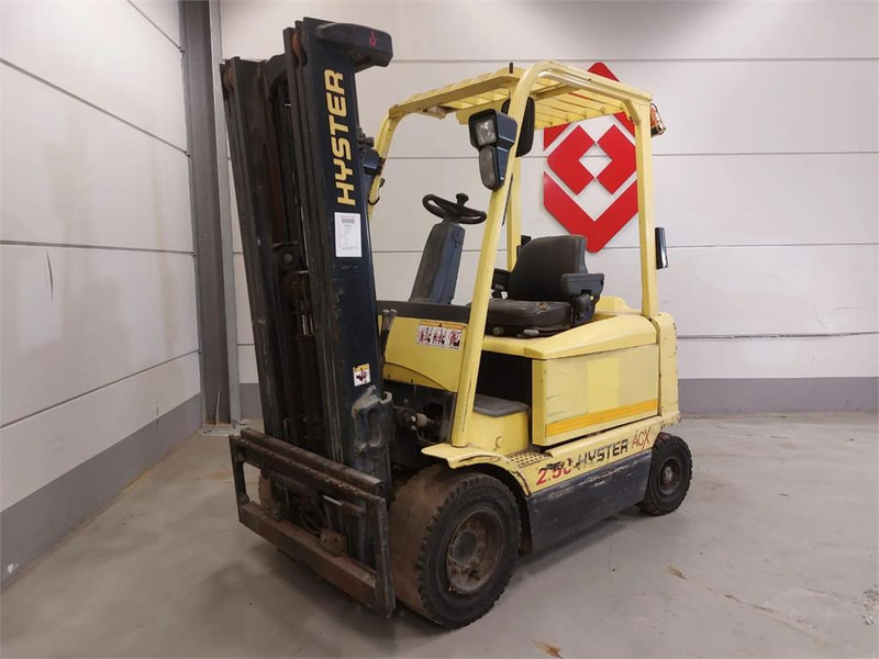 Hyster J2.50XM-717 - رافعة شوكية كهربائية: صور 3 Hyster J2.50XM-717 - رافعة شوكية كهربائية: صور 3