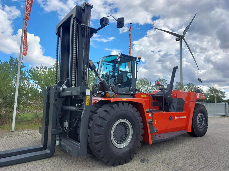 Kalmar DCG450-12 - رافعة شوكية ديزل: صور 4 Kalmar DCG450-12 - رافعة شوكية ديزل: صور 4