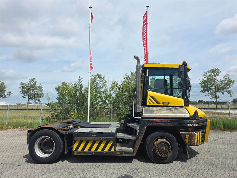 Terberg RT283 4x4 - جرارات صالات المطارات: صور 3 Terberg RT283 4x4 - جرارات صالات المطارات: صور 3