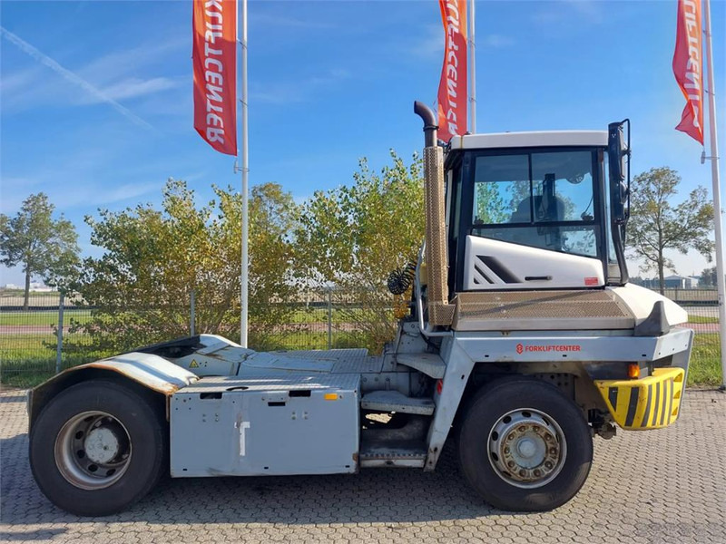 Terberg TT223 - جرارات صالات المطارات: صور 3 Terberg TT223 - جرارات صالات المطارات: صور 3