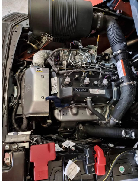 رافعة شوكية ديزل Toyota 8FD70F: صور 9