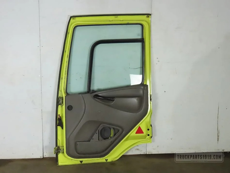 DAF 1950971 Portier Re. CF 85 - باب و قطع الغيار - شاحنة: صور 4 DAF 1950971 Portier Re. CF 85 - باب و قطع الغيار - شاحنة: صور 4