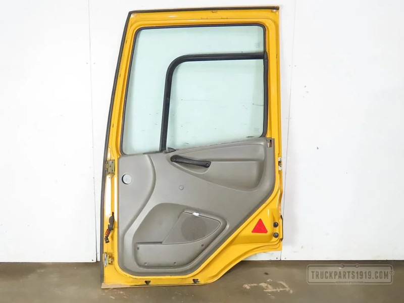 DAF 1950971 Portier Re. CF 85 - باب و قطع الغيار - شاحنة: صور 2 DAF 1950971 Portier Re. CF 85 - باب و قطع الغيار - شاحنة: صور 2