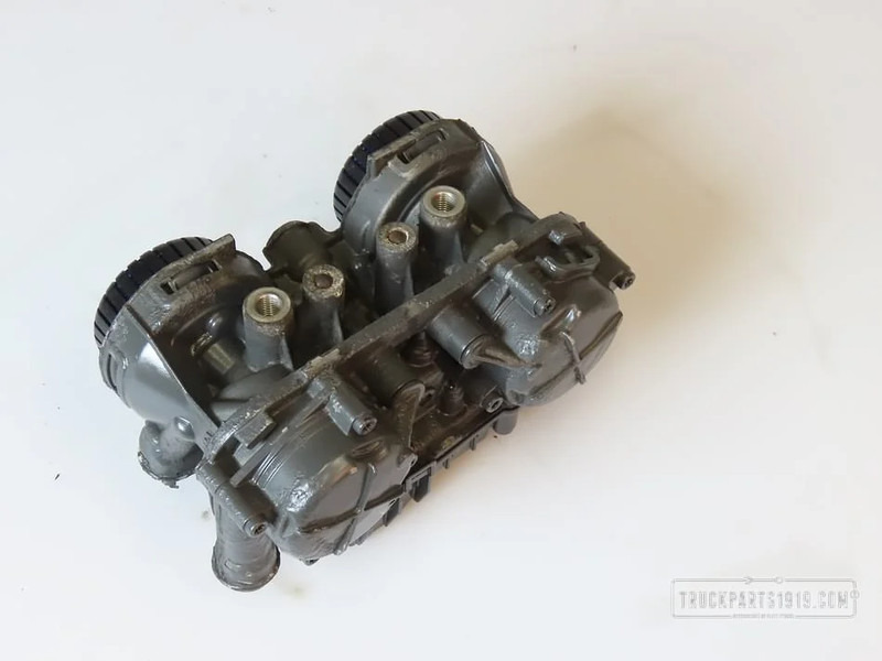 DAF Brake System Achteras EBS modulator DAF - صمام الفرامل - شاحنة: صور 2 DAF Brake System Achteras EBS modulator DAF - صمام الفرامل - شاحنة: صور 2