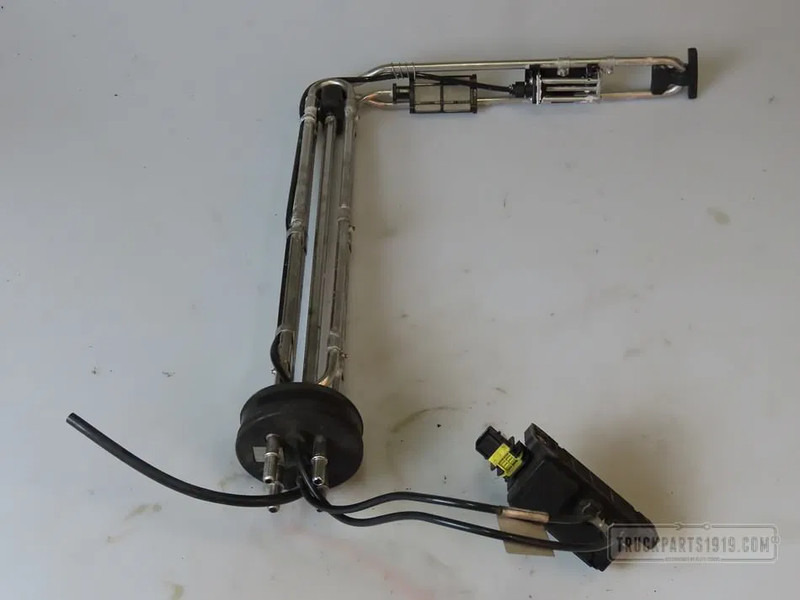 MAN 81154086042 AdBlue tankvlotter - نظام العادم - شاحنة: صور 1 MAN 81154086042 AdBlue tankvlotter - نظام العادم - شاحنة: صور 1