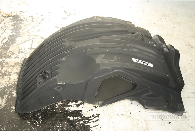 MAN Body & Chassis Parts Modderkap - درابزين - شاحنة: صور 1 MAN Body & Chassis Parts Modderkap - درابزين - شاحنة: صور 1