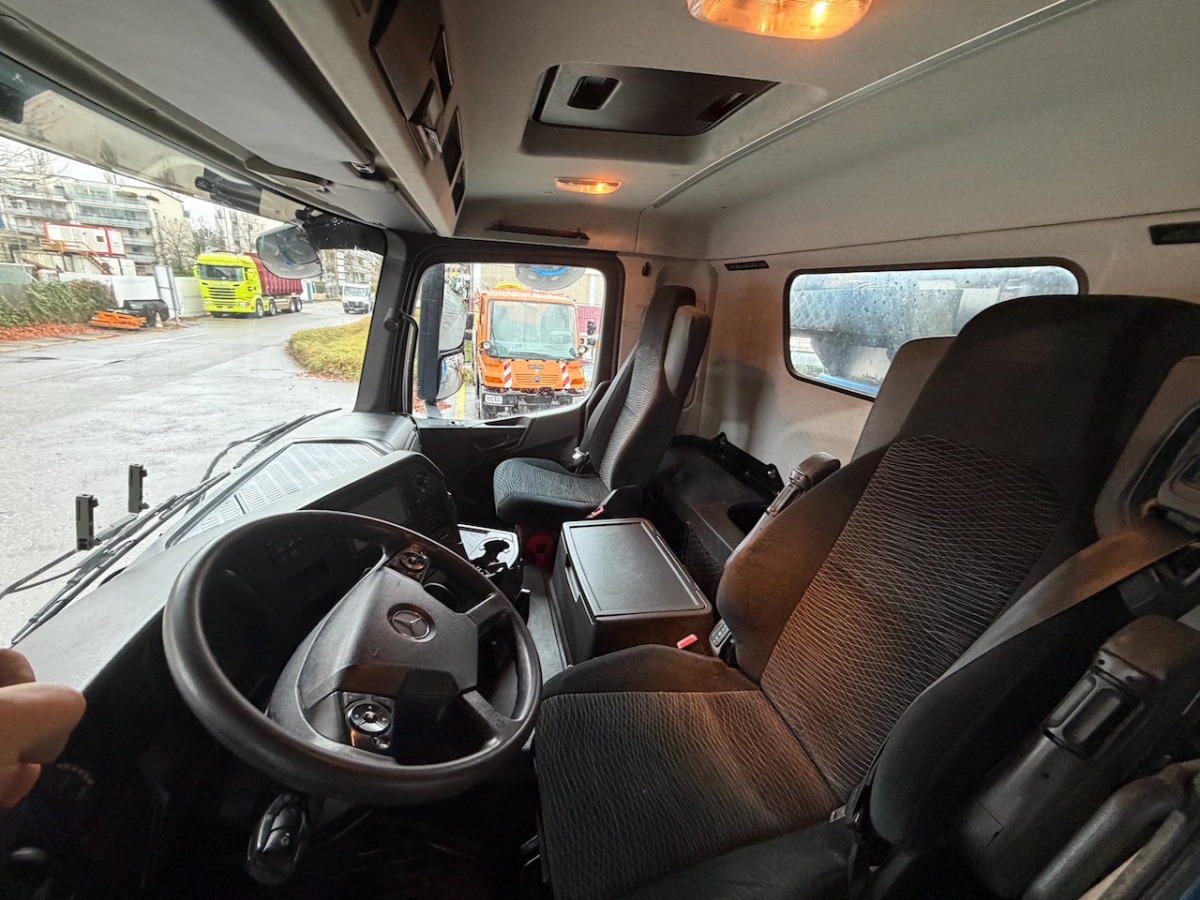 MERCEDES Arocs 4451 - قلابات: صور 4 MERCEDES Arocs 4451 - قلابات: صور 4