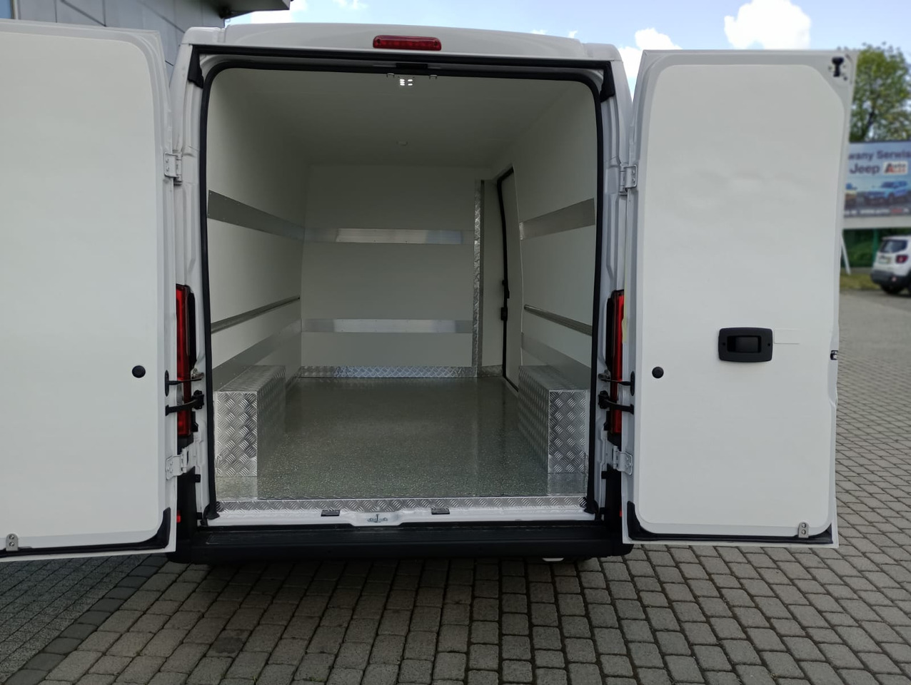 Fiat Ducato 140 L3H2 Kühlkasten - الشاحنات الصغيرة المبردة: صور 5 Fiat Ducato 140 L3H2 Kühlkasten - الشاحنات الصغيرة المبردة: صور 5