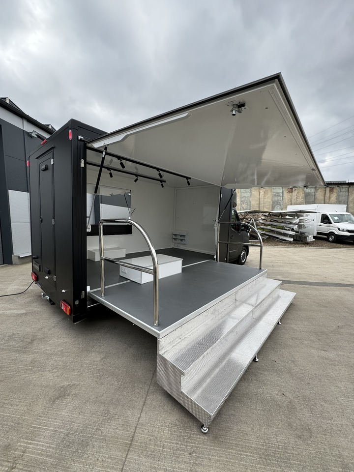 Renault Master 165 Messefahrzeug - شاحنات طعام: صور 4 Renault Master 165 Messefahrzeug - شاحنات طعام: صور 4