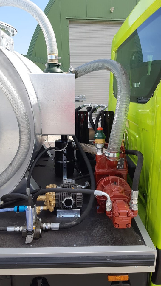 Renault Master Absaugfahrzeug - فراغ شاحنة: صور 3 Renault Master Absaugfahrzeug - فراغ شاحنة: صور 3