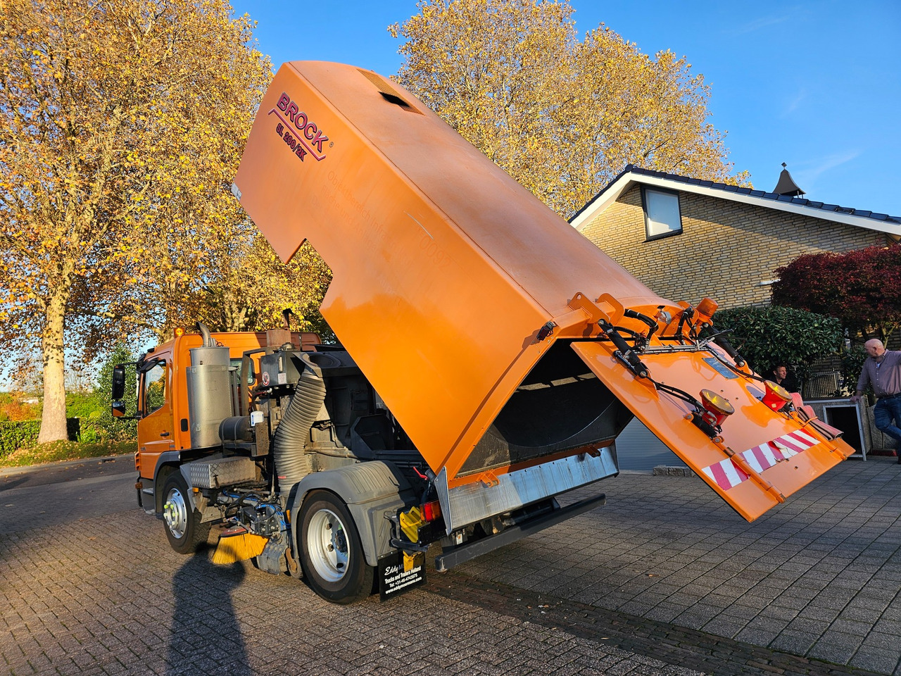 Mercedes Benz Atergo 1518 - سياره كنس شوارع: صور 2 Mercedes Benz Atergo 1518 - سياره كنس شوارع: صور 2