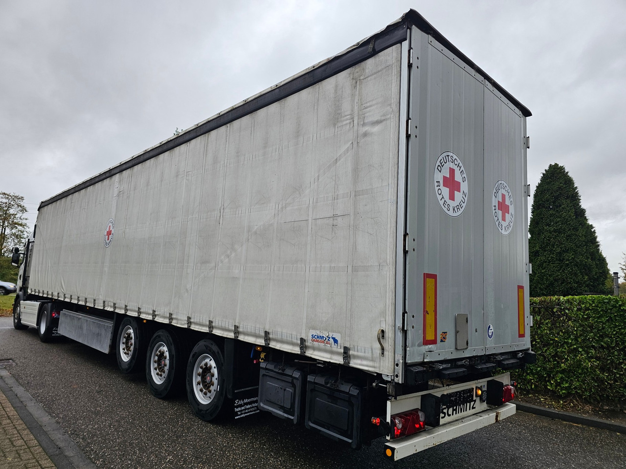 Schmitz S01 With New Tyres - الخيمة نصف مقطورة: صور 5 Schmitz S01 With New Tyres - الخيمة نصف مقطورة: صور 5